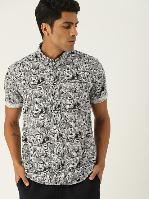 

ESPRIT Men Black & White Regular Fit Printed Casual Shirt