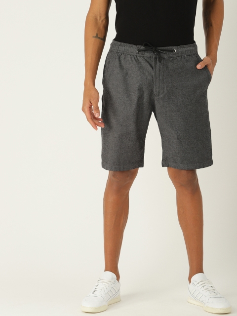 

ESPRIT Men Charcoal Solid Relaxed Fit Regular Shorts