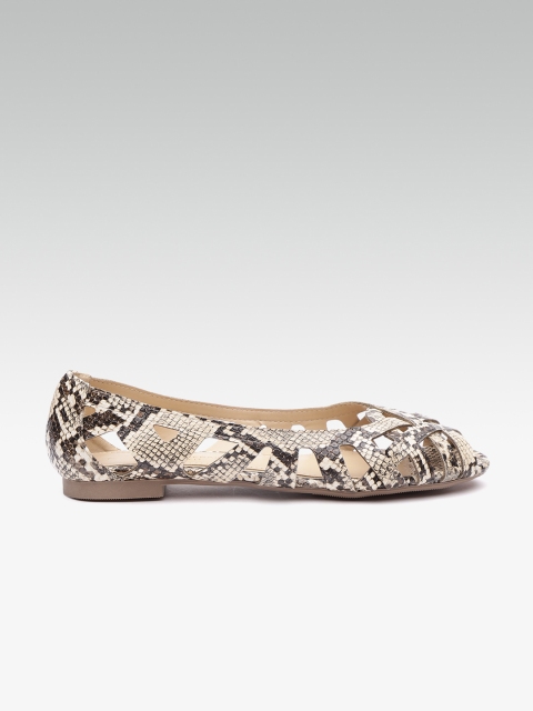 

DOROTHY PERKINS Women Beige & Coffee Brown Textured Flats