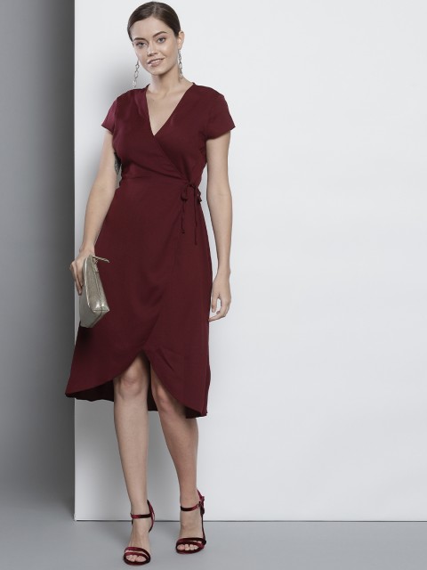 

DOROTHY PERKINS Women Maroon Solid Wrap Dress