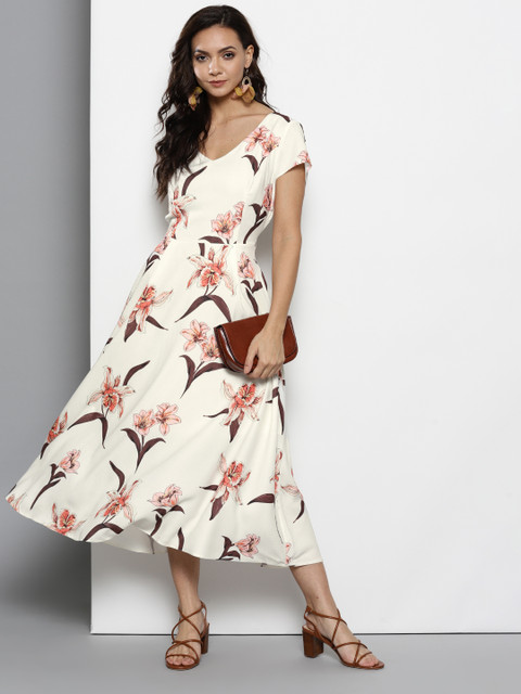 

DOROTHY PERKINS Women Off-White & Peach-Coloured Floral Print Maxi Dress