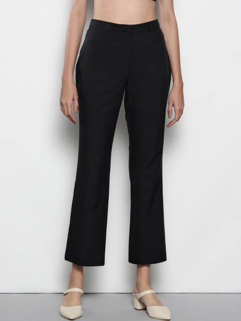 

DOROTHY PERKINS Women Black Solid Cropped Trousers