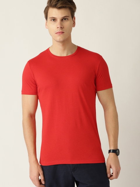 

ESPRIT Men Red Solid Round Neck T-shirt
