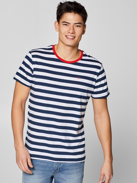 

ESPRIT Men White & Navy Blue Striped Round Neck T-shirt