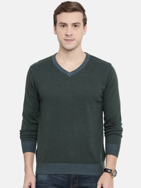 

Wrangler Men Green & Blue Solid Sweater