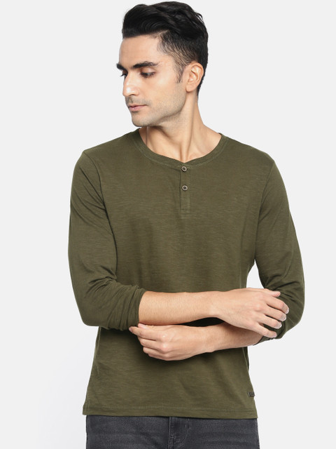 

Wrangler Men Olive Green Solid Henley Neck Pure Cotton T-shirt