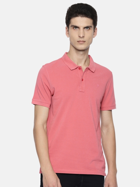 

Wrangler Men Coral Pink Solid Polo Collar T-shirt