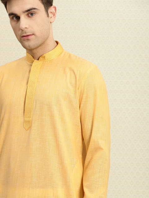 

House of Pataudi Men Yellow Solid Unstitched Kurta Material