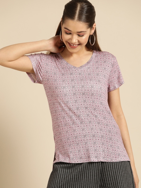 

DressBerry Women Pink & Black Printed V-Neck High-Low T-shirt