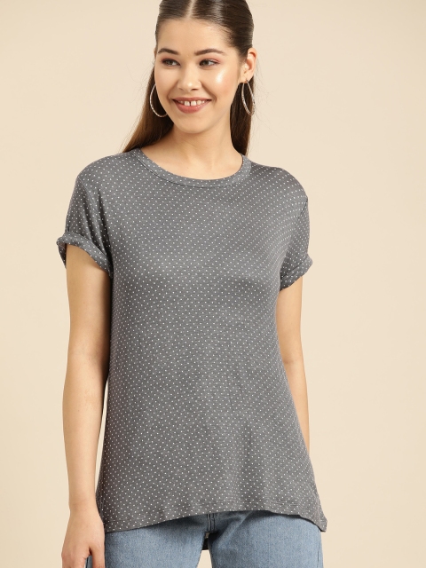 

DressBerry Women Grey & White Printed Round Neck T-shirt