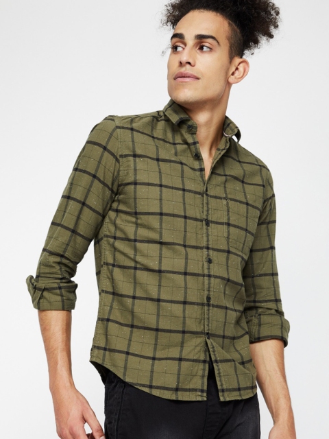 

CODE by Lifestyle Men Olive Green & Black Regular Fit Checked Casual Shirt