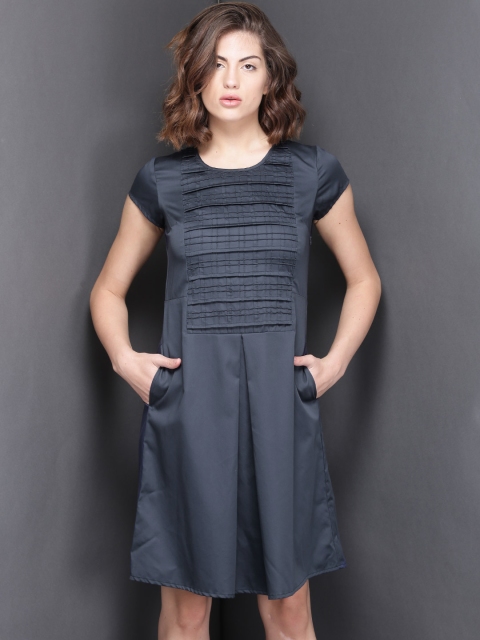 

Suo Navy Tuck Textured A-Line Dress, Navy blue