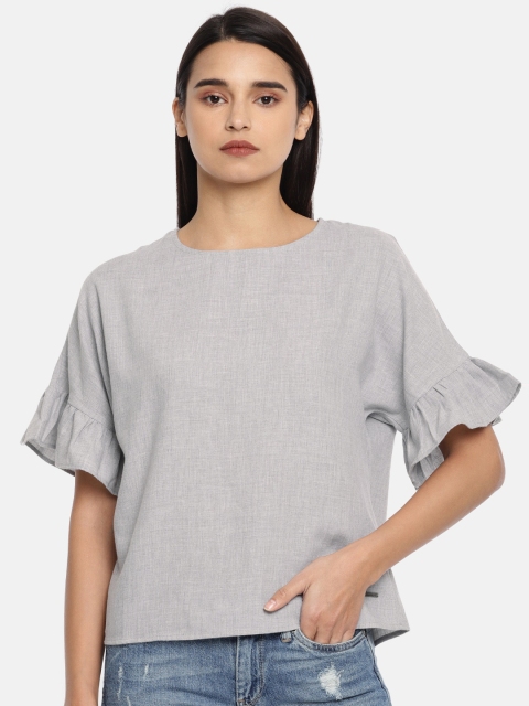 

Lee Women Grey Solid Slim Fit Top