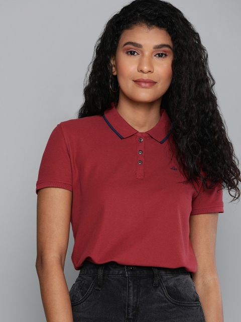

Lee Women Red Solid Polo Collar T-shirt