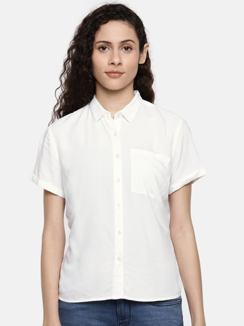 

Lee Women White Slim Fit Solid Casual Shirt