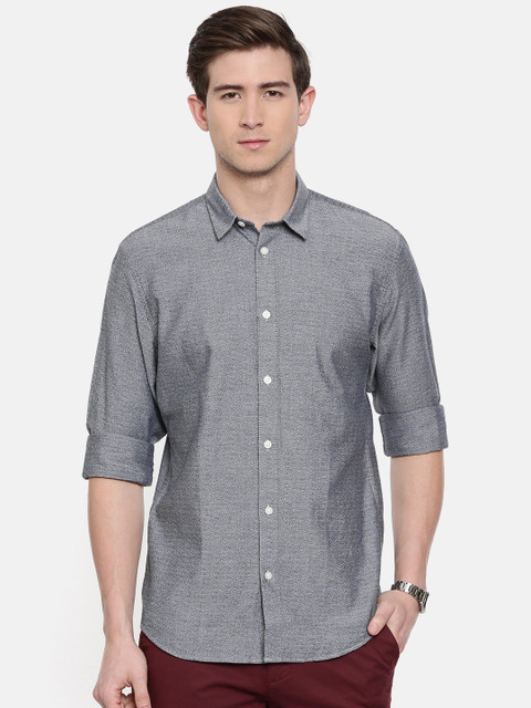 

SELECTED Men Navy Blue & White Slim Fit Solid Casual Shirt