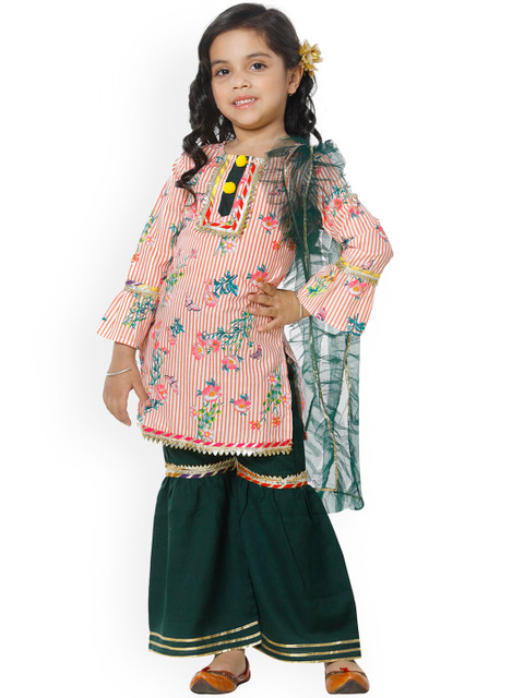 

LilPicks Girls Peach-Coloured & Green Printed Kurta Set with Dupatta