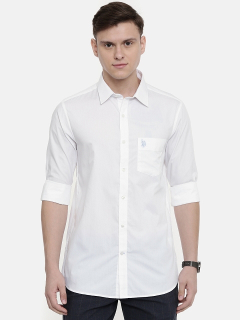 

U.S. Polo Assn. Tailored Men White Tailored Fit Solid Casual Shirt