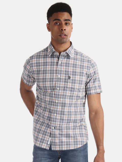 

U.S. Polo Assn. Men Grey & Off-White Regular Fit Checked Casual Shirt