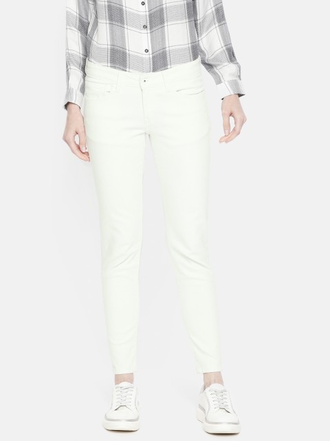 

Pepe Jeans Women White Tabby Lola Regular Fit Mid-Rise Clean Look Cropped Jeans