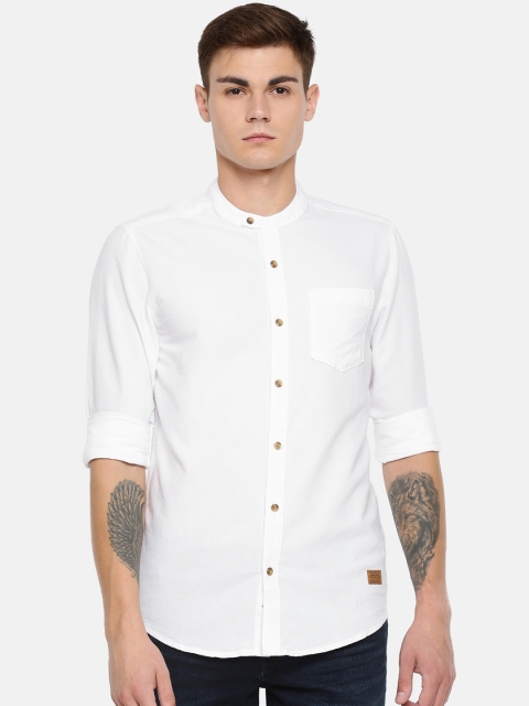 

Wrangler Men White Slim Fit Solid Casual Shirt