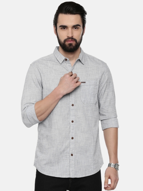 

Wrangler Men Grey Regular Fit Solid Casual Shirt