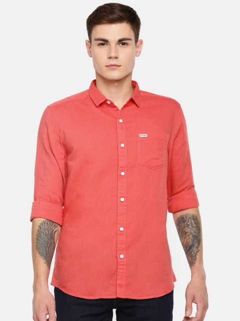 

Wrangler Men Coral Orange Regular Fit Solid Casual Shirt