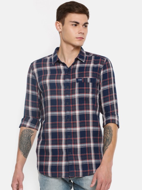 

Wrangler Men Navy Blue & White Slim Fit Checked Casual Shirt