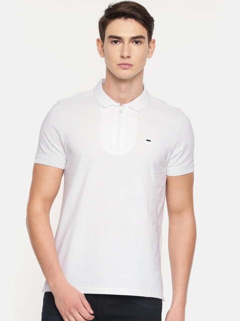 

Lee Men White Solid Polo Collar Pure Cotton T-shirt