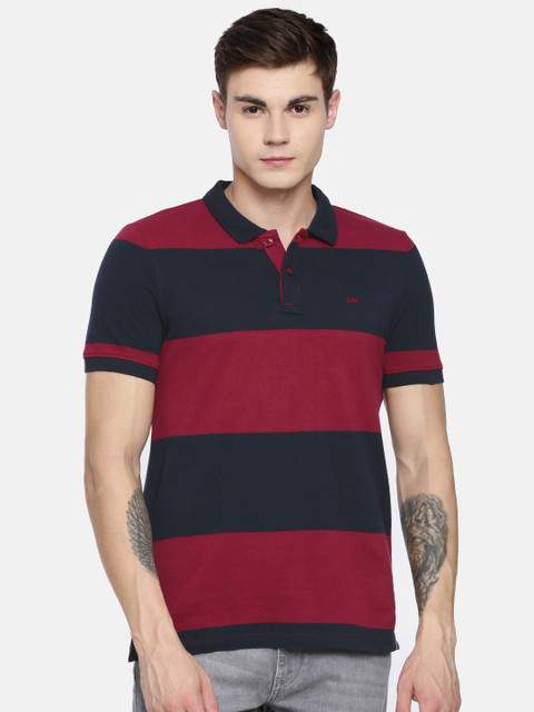 

Lee Men Maroon & Navy Blue Colourblocked Polo Collar T-shirt