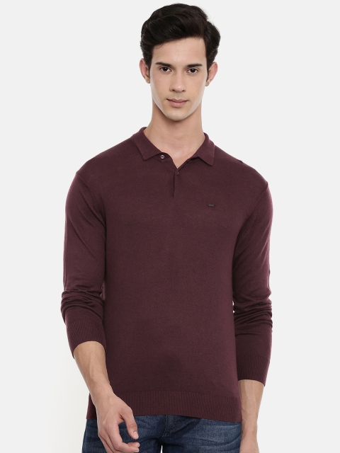 

Lee Men Burgundy KLOSE Solid Polo Collar T-shirt