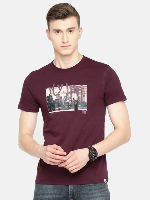 

Lee Men Burgundy Printed Slim Fit Round Neck T-shirt