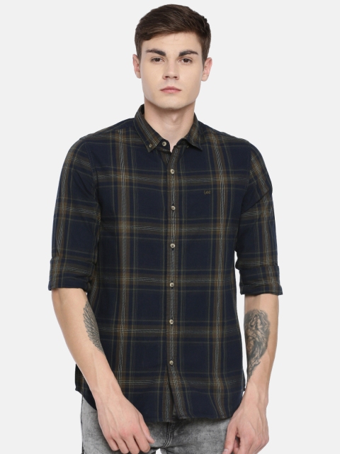 

Lee Men Navy Blue & Brown Slim Fit Checked Casual Shirt