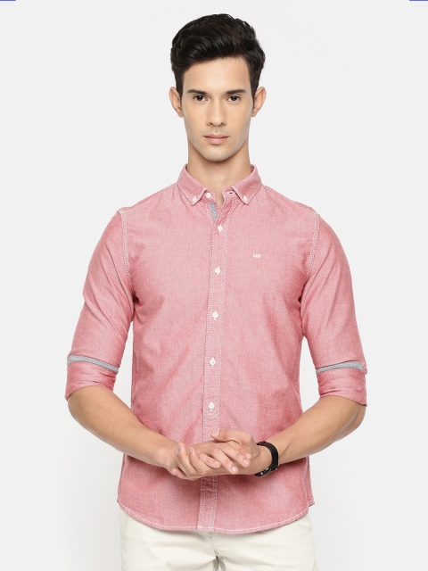 

Lee Men Red & White Slim Fit Solid Casual Shirt