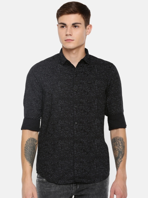 

Lee Men Black Super Slim Fit Printed Casual Shirt