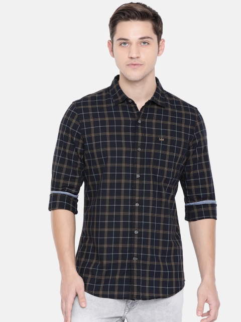 

Lee Men Navy Blue & Brown Slim Fit Checked Casual Shirt