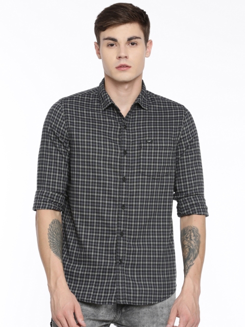 

Lee Men Grey & Black Checked Slim Fit Casual Shirt