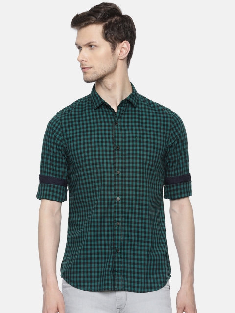 

Lee Men Green & Black Slim Fit Checked Casual Shirt