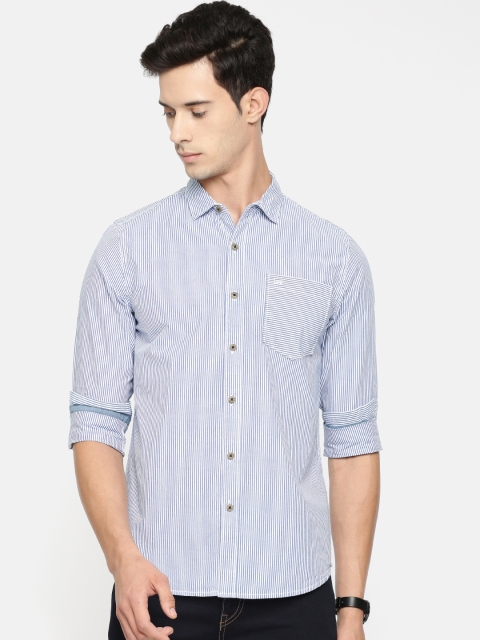 

Lee Men Blue & White Slim Fit Striped Casual Shirt