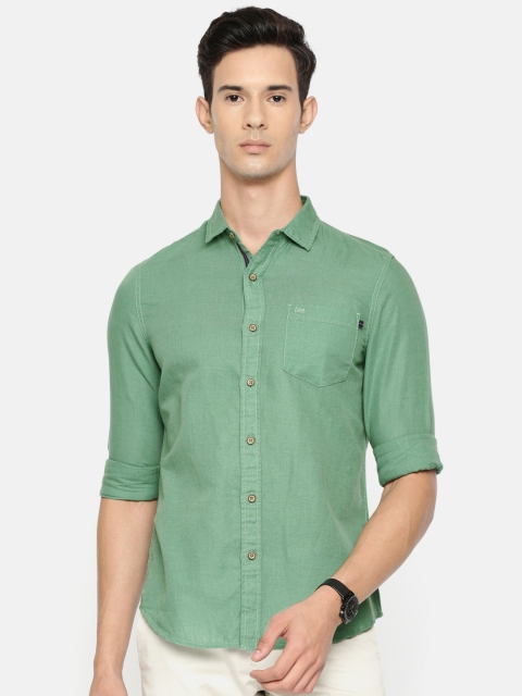 

Lee Men Green Slim Fit Solid Casual Shirt