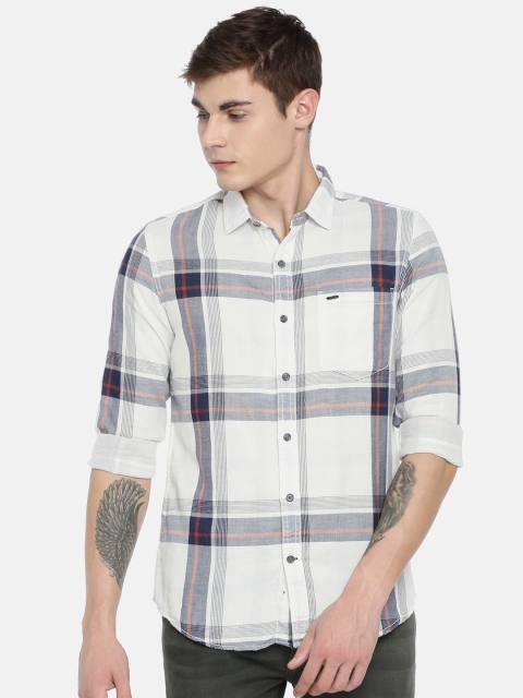 

Lee Men White & Navy Blue Slim Fit Checked Casual Shirt