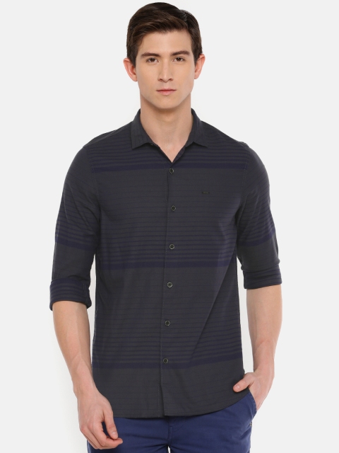

Lee Men Navy Blue Slim Fit Striped Casual Shirt