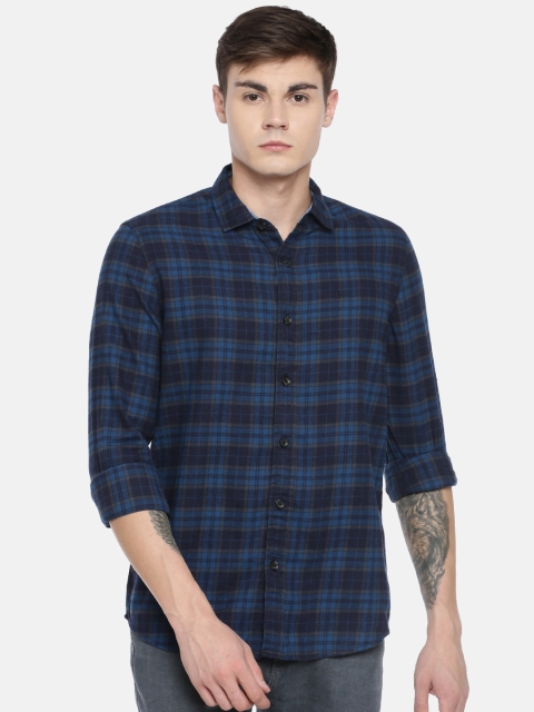 

Lee Men Navy Blue & Olive Green Slim Fit Checked Casual Shirt
