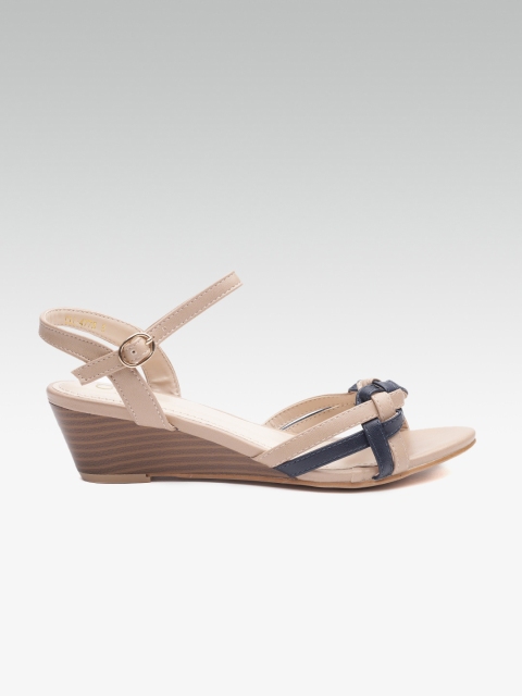 

Carlton London Women Beige & Black Braided Wedges