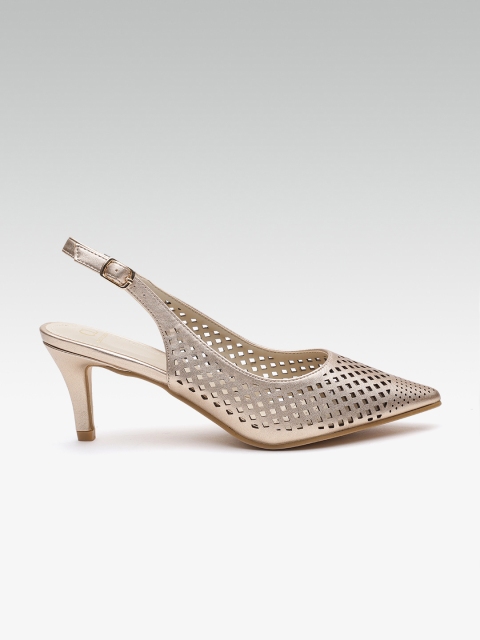 

Carlton London Women Rose Gold-Toned Cut Work Detail Pumps