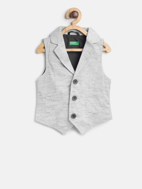 

United Colors of Benetton Boys Grey Solid Waistcoat