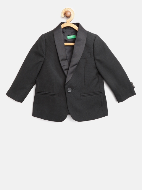 

United Colors of Benetton Boys Black Solid Tuxedo