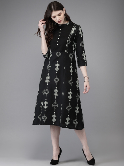 

Anouk Women Black & White Printed A-Line Kurta