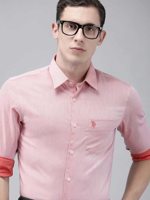 

U.S. Polo Assn. Men Pink Tailored Fit Solid Formal Shirt