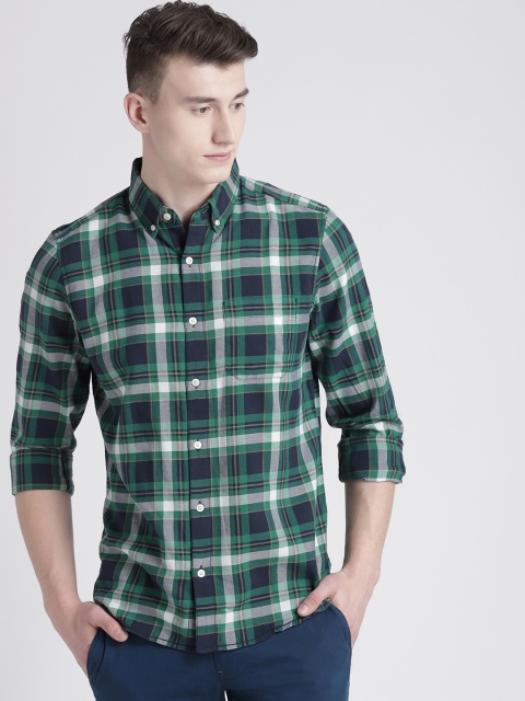 

GAP Men's Brushed Flannel Plaid Standard Fit Shirt, Green